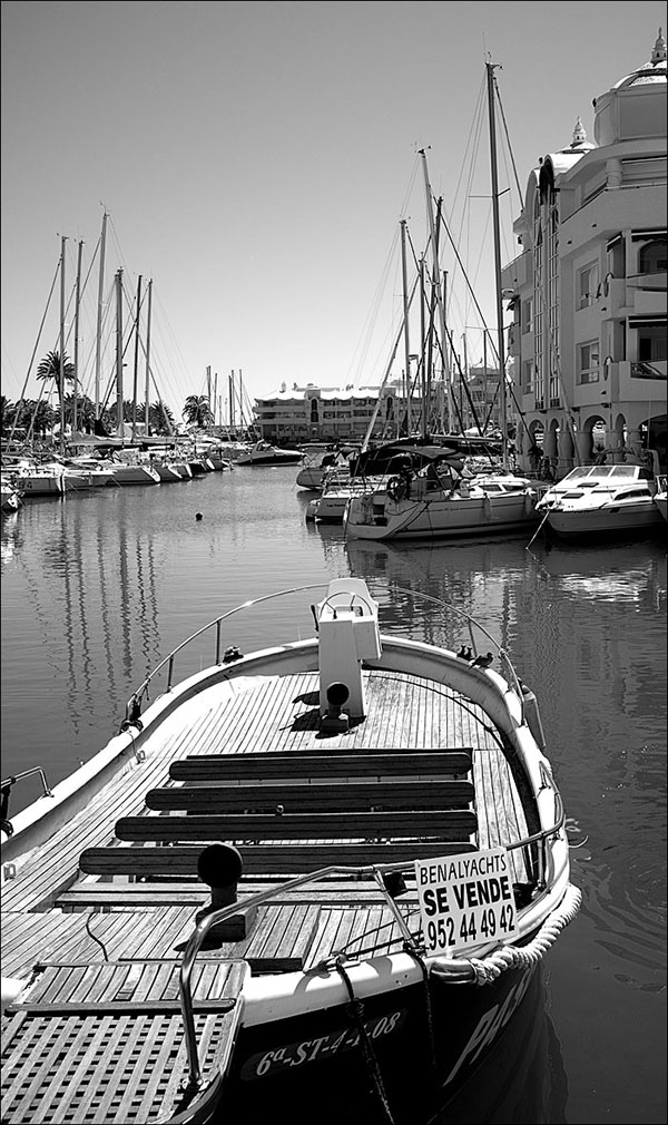  Black and white image of Torremolinos marina